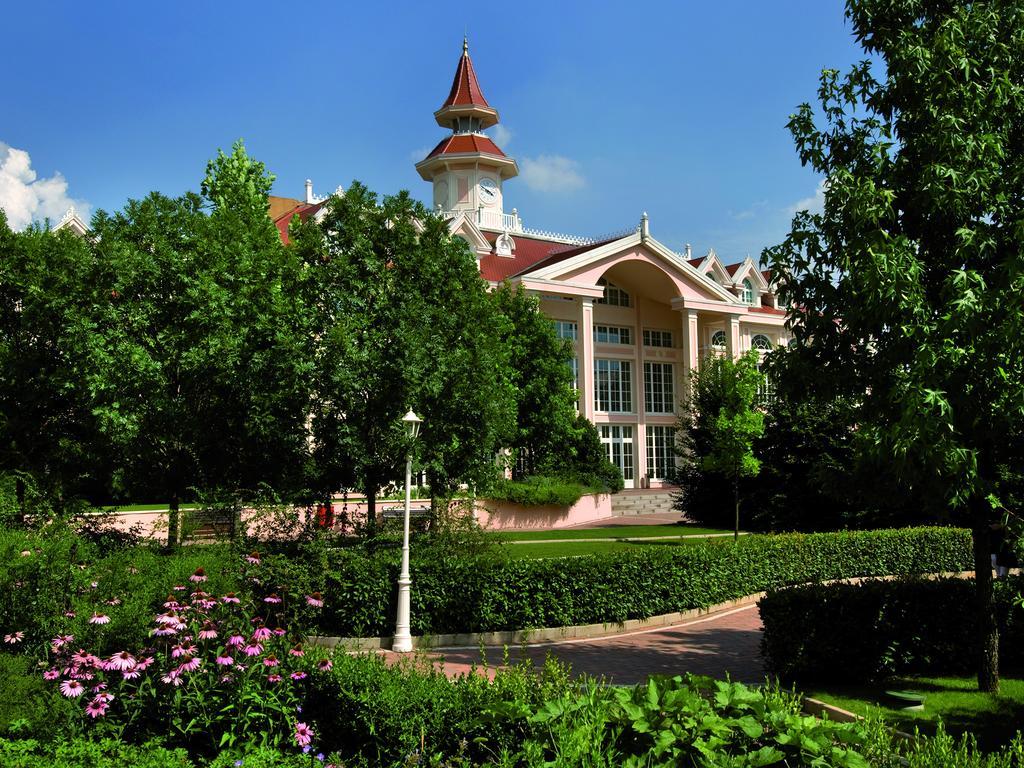 Gardaland Hotel Castelnuovo del Garda Exterior foto